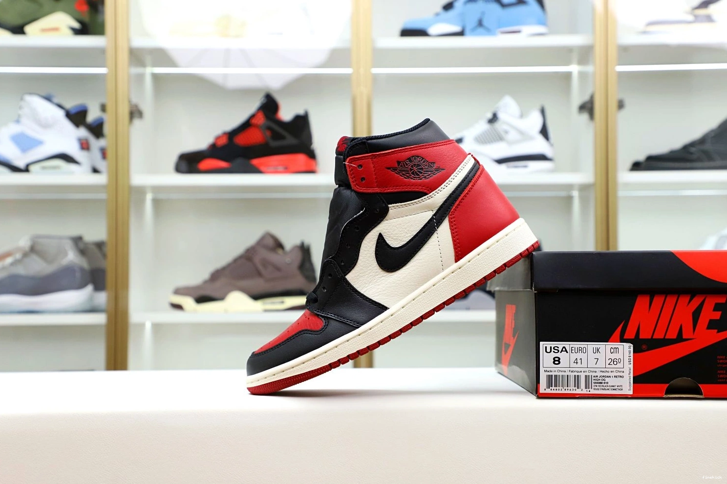 TOE' JORDAN HIGH 'BRED 1 OG AIR RETRO 0104